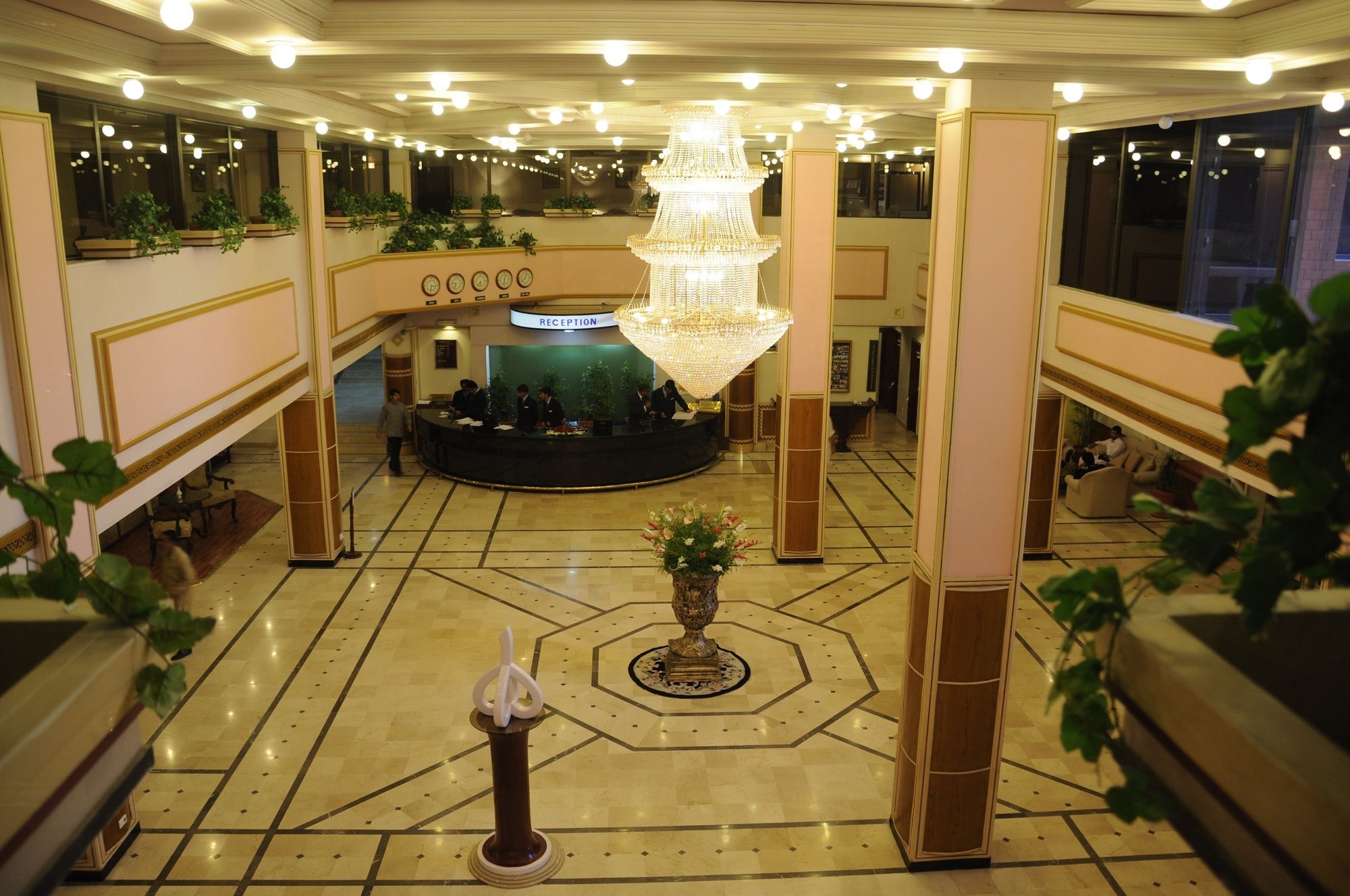 Best Western Premier イスラマバード エクステリア 写真